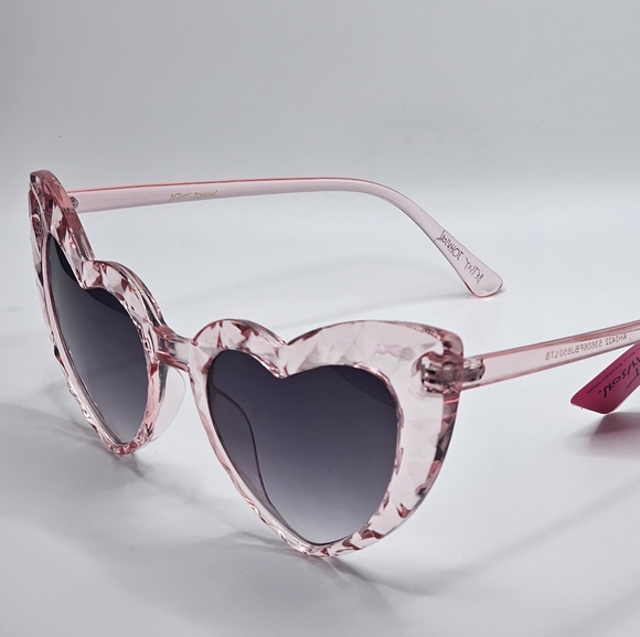 Betsey Johnson Beveled Heart - Picture 2 of 4